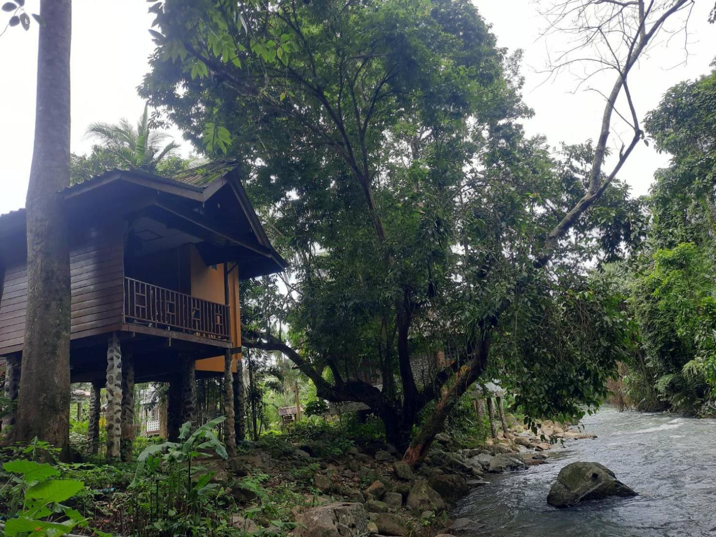 Tree Tops River Huts Khao Sok National Park Exterior photo